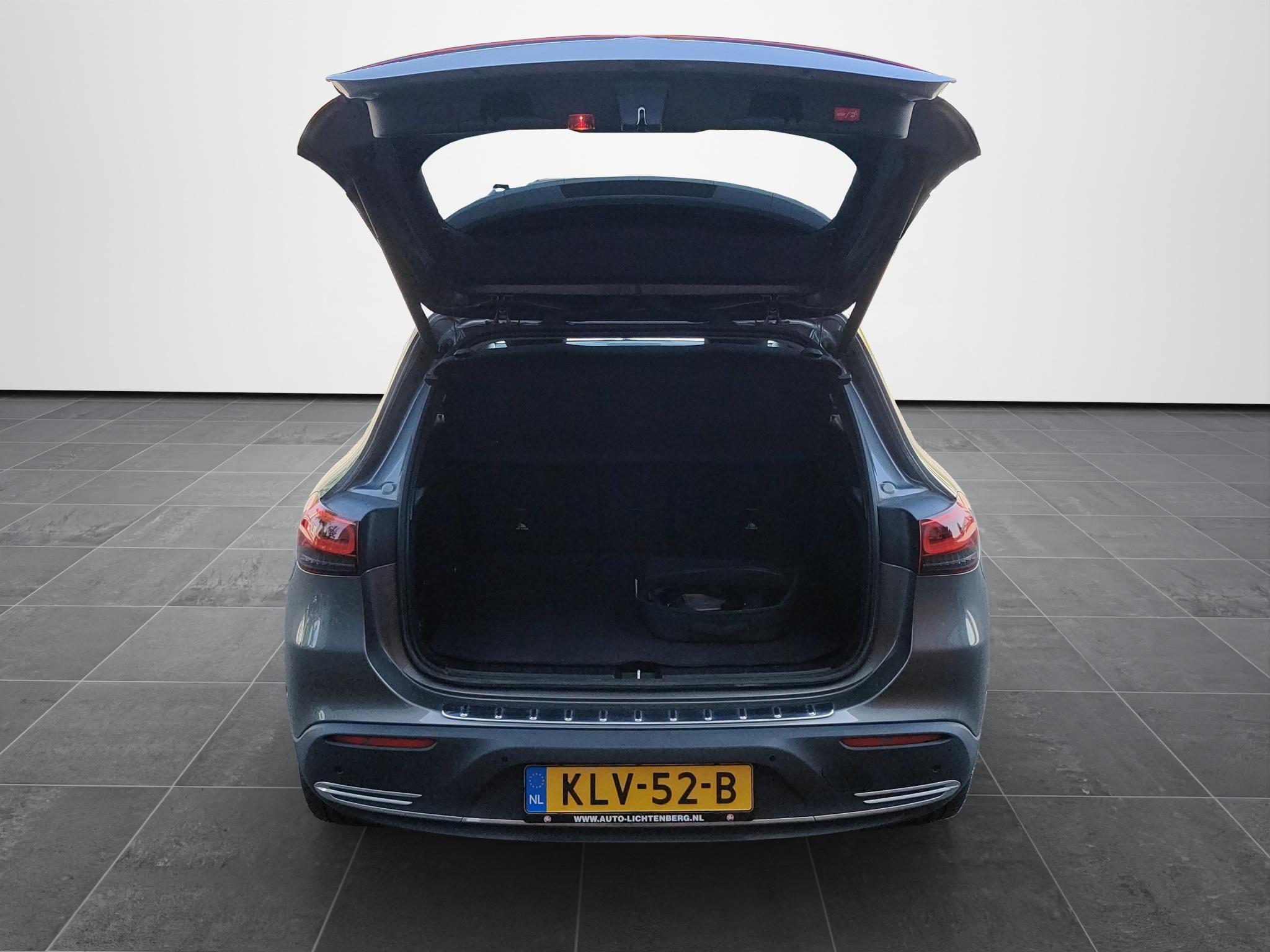 Mercedes-Benz EQA 300 4MATIC 67 kWh Progressive / Luxury Line
