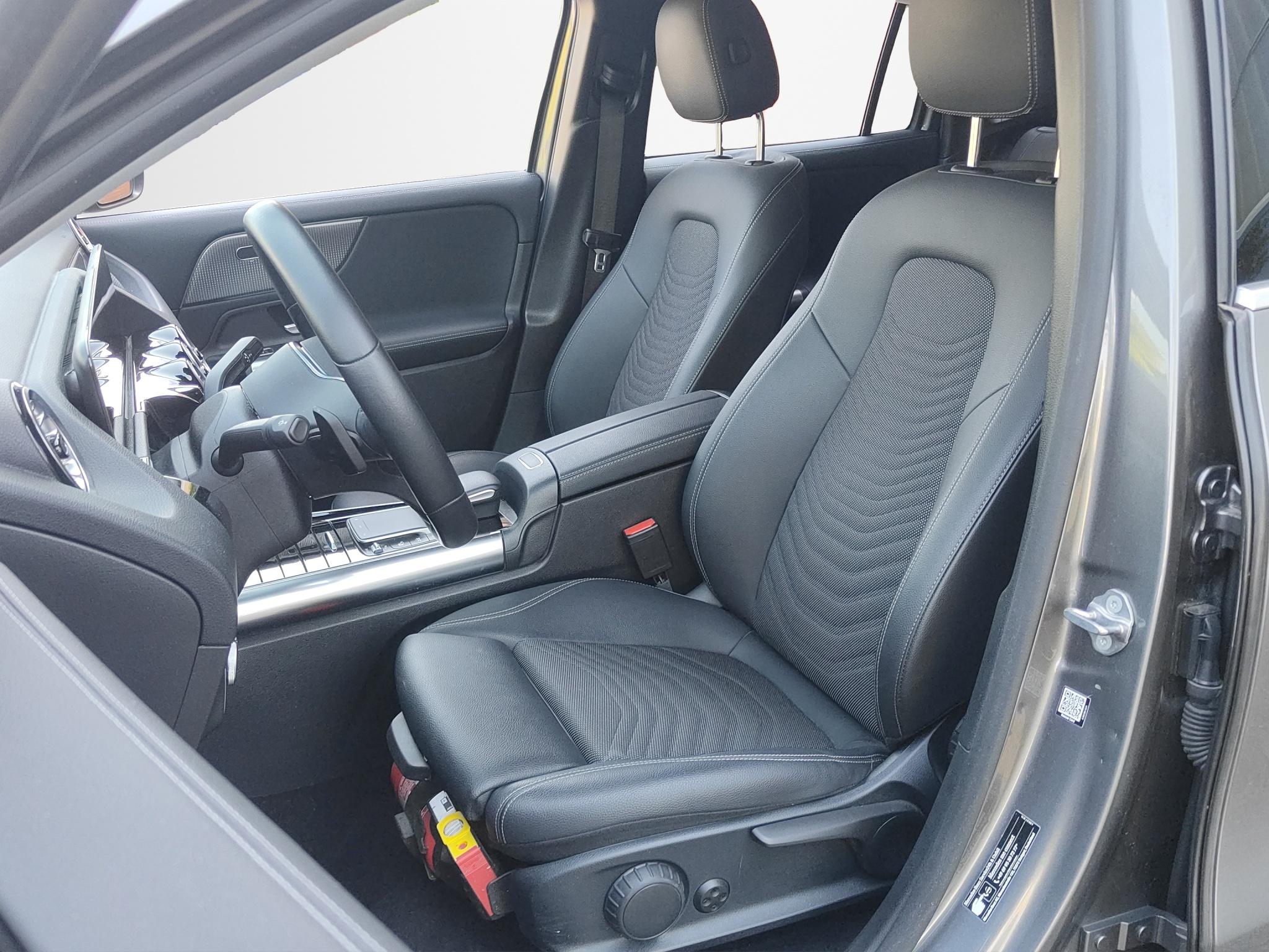 Mercedes-Benz EQA 300 4MATIC 67 kWh Progressive / Luxury Line