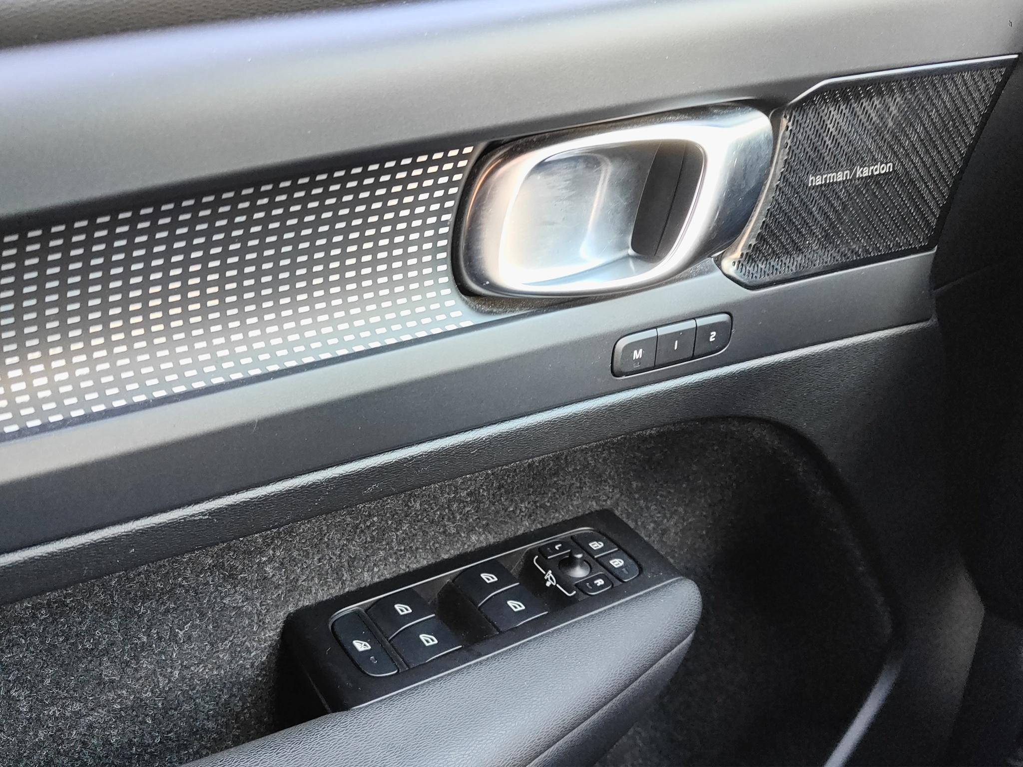 Volvo XC40 1.5 T5 Recharge R-Design